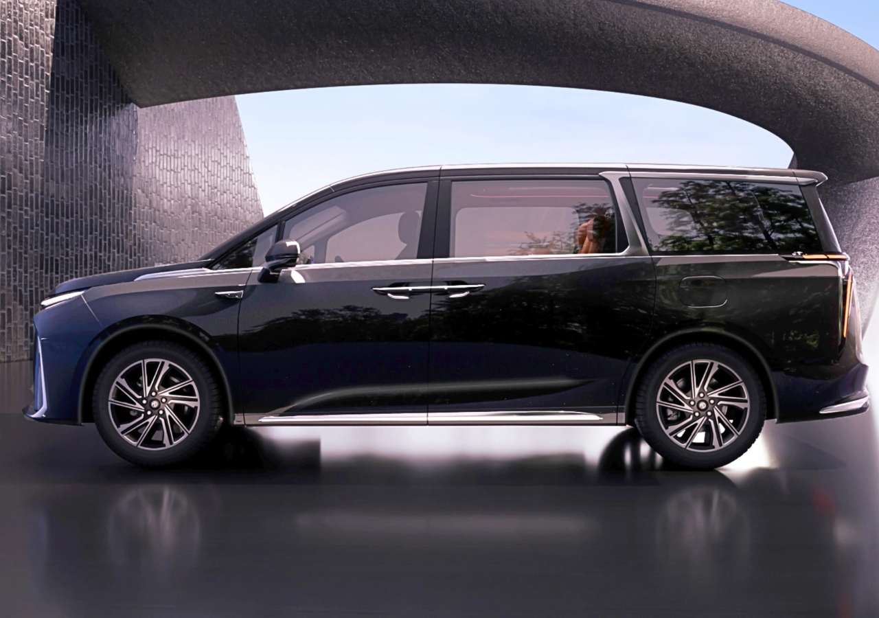 MG M9 SUV Launched in...