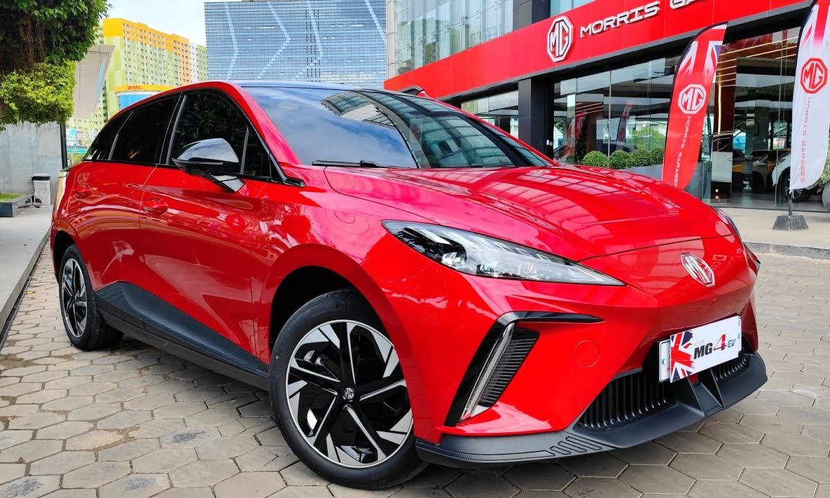 MG4 EV Launch Soon: Perfect...