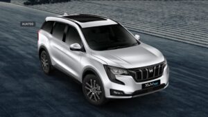 Mahindra XUV700 Price Drop 2025: Petrol & Diesel Variants Get Big Savings