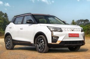 2025 Mahindra XUV400 Breaks Cover With New Design and More Features