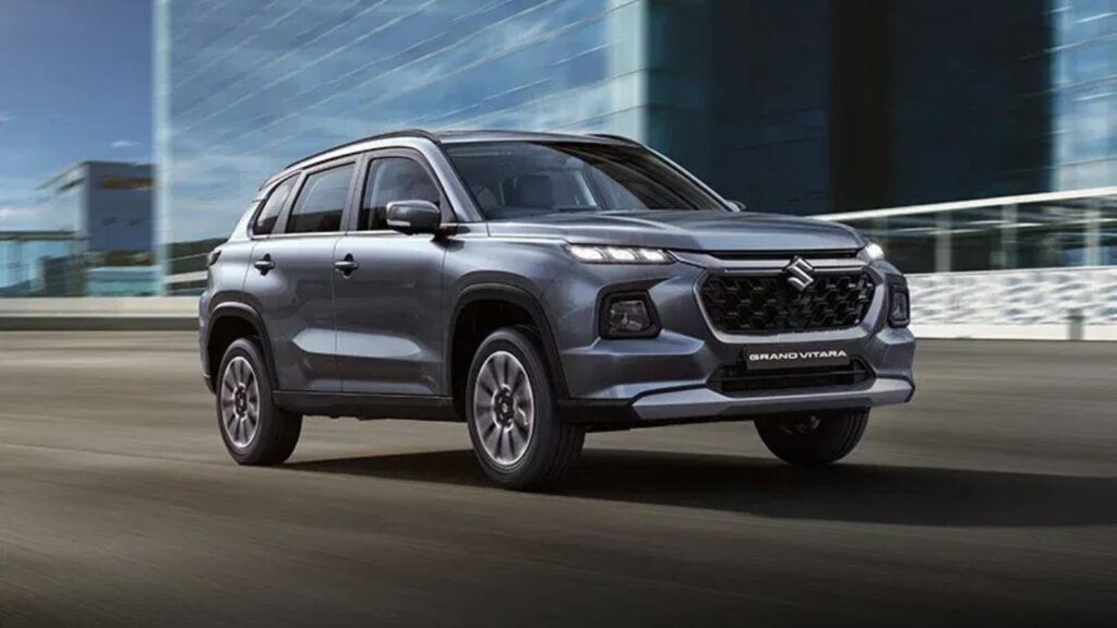 Huge discount is available on Maruti Grand Vitara Hybrid! You will get benefits up to Rs 1.75 lakh before the launch of the new SUV