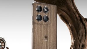 Motorola Edge 60 Pro Debuts in Real Wood Finish in China
