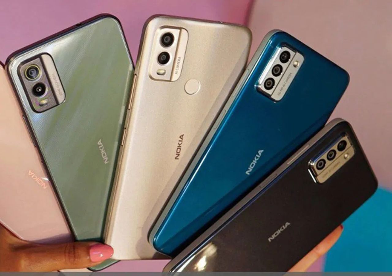 Nokia C32 Review: A Simple...