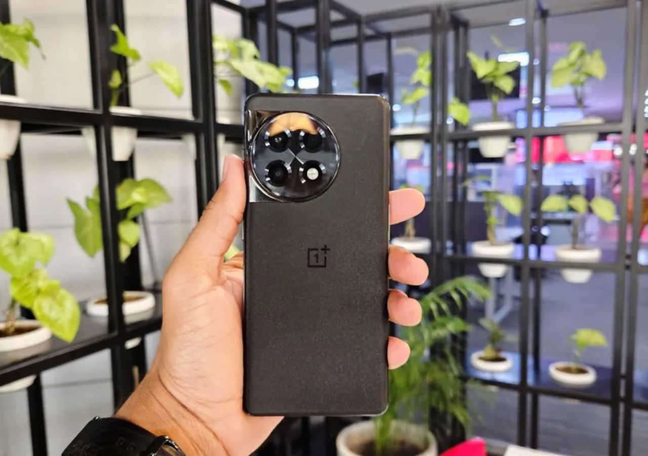 OnePlus 11R 5G Review: The...