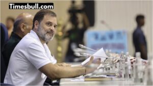 Rahul Gandhi’s Big Attack on Election Commission: Claims of Fake Voters and Duplicate Voting