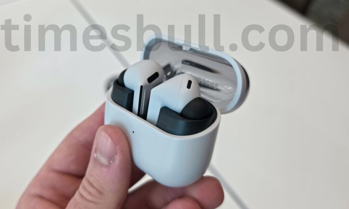 Samsung Galaxy Buds 3 FE...
