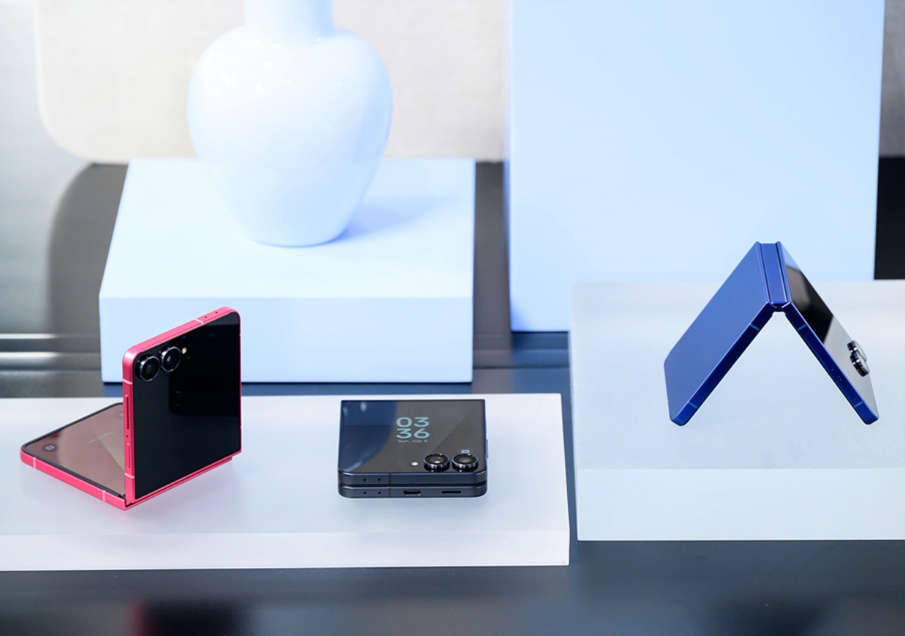 Should You Wait for Samsung...