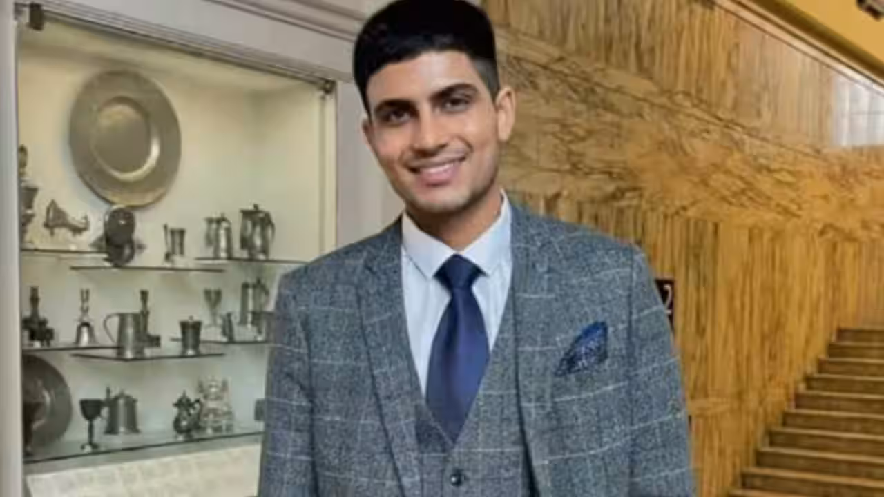 How Rich is Shubman Gill?...