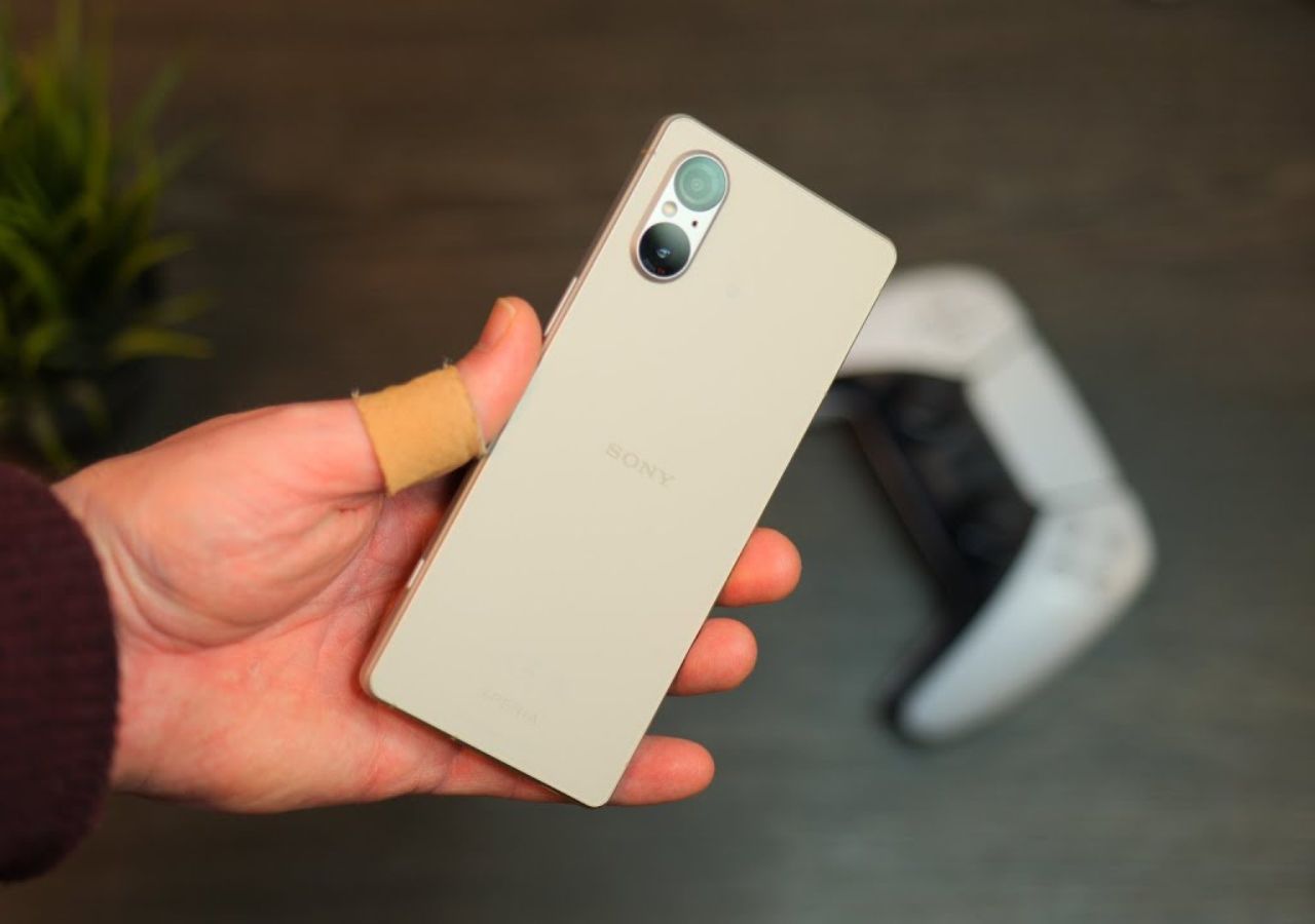 Sony Xperia 5 V: Can...