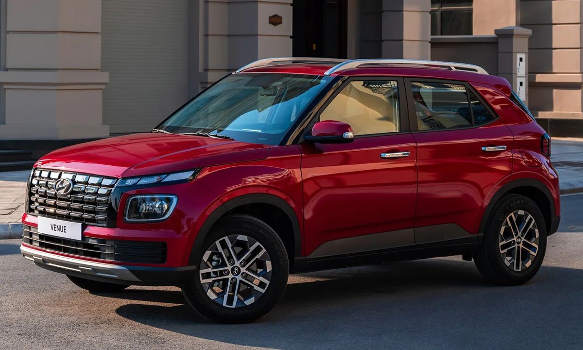 Sunroof Cars Under 10 Lakh