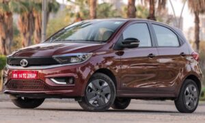 Buy Tata Tiago 2025 With 26 Km Mileage And Good Features List At 5 Lakh