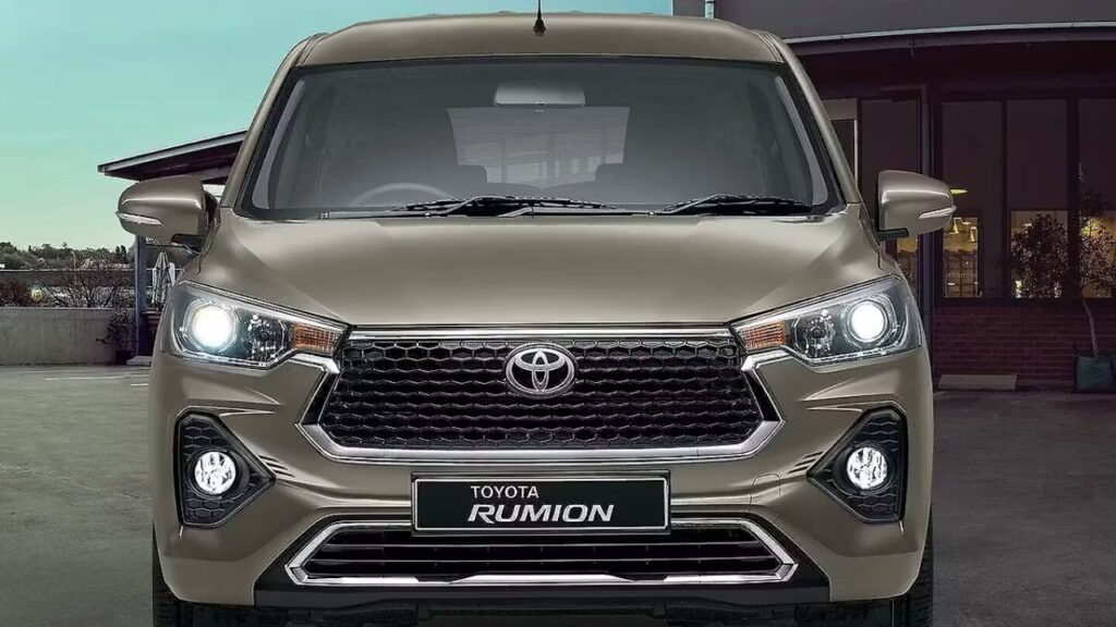 Toyota Rumion 6