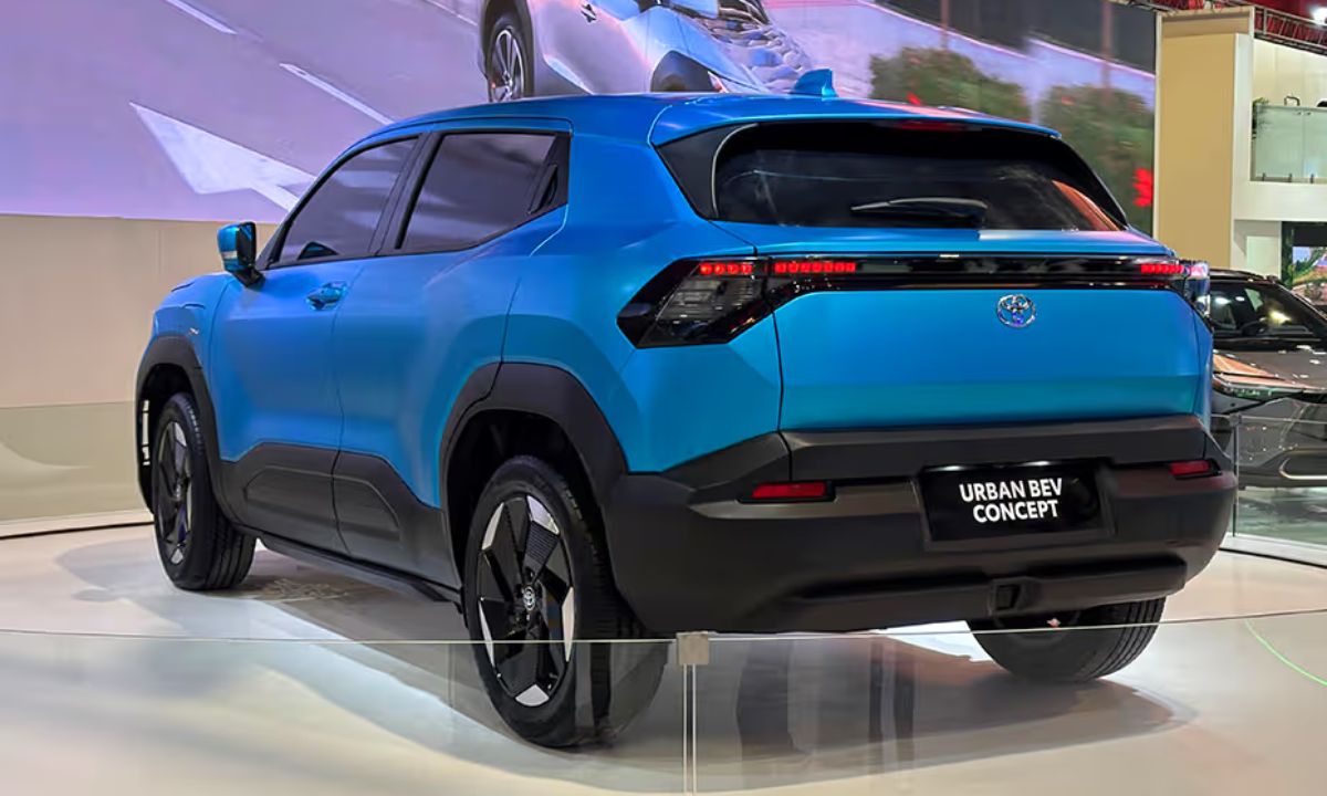 Toyota Urban Cruiser EV