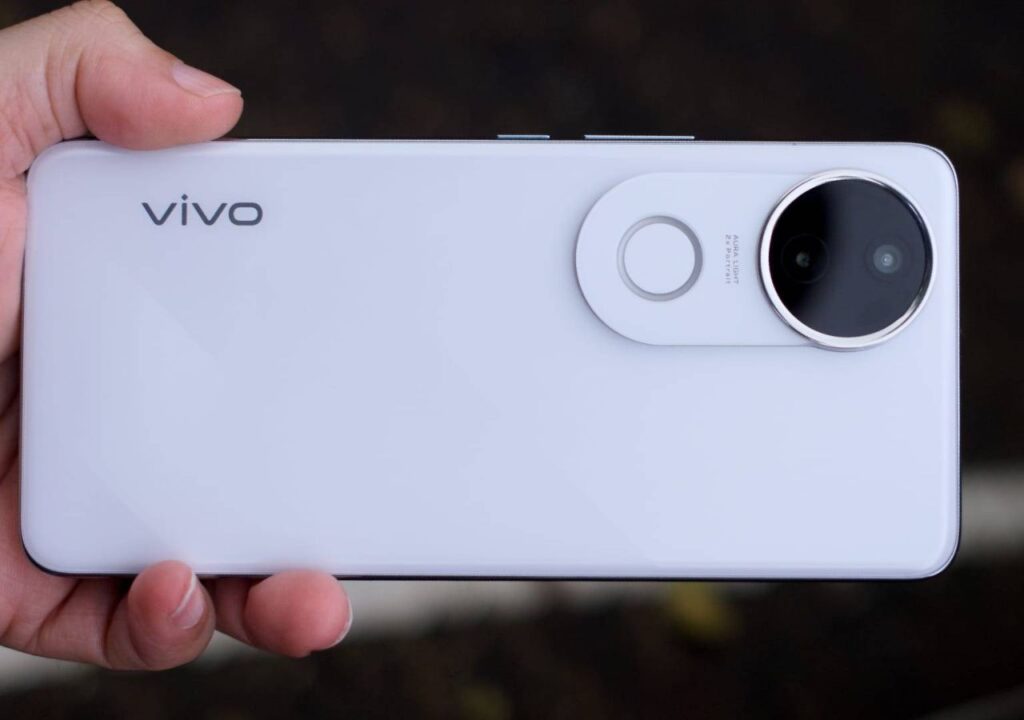 Vivo T4R 5G : An All-Rounder at an All-Time Low Price: The Vivo T4R 5G