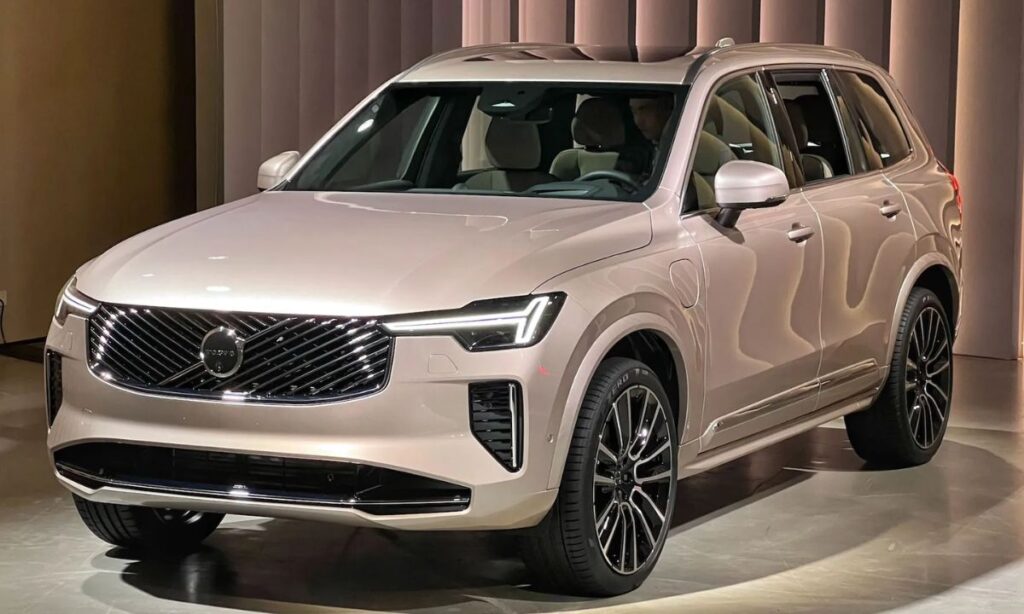 Volvo XC90 2025 Hi-Tech Safety With High Performance And Luxury Combo