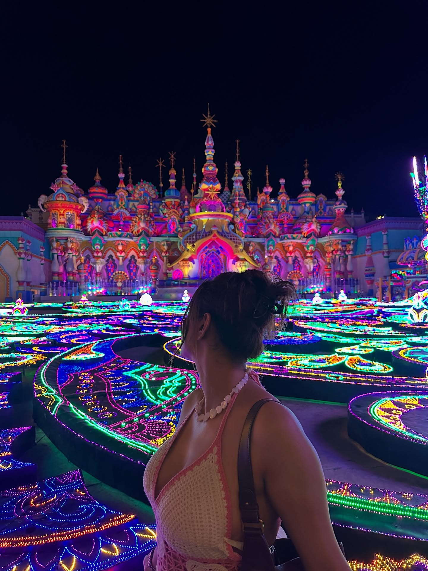 Anjali Arora Flaunts Her Toned...