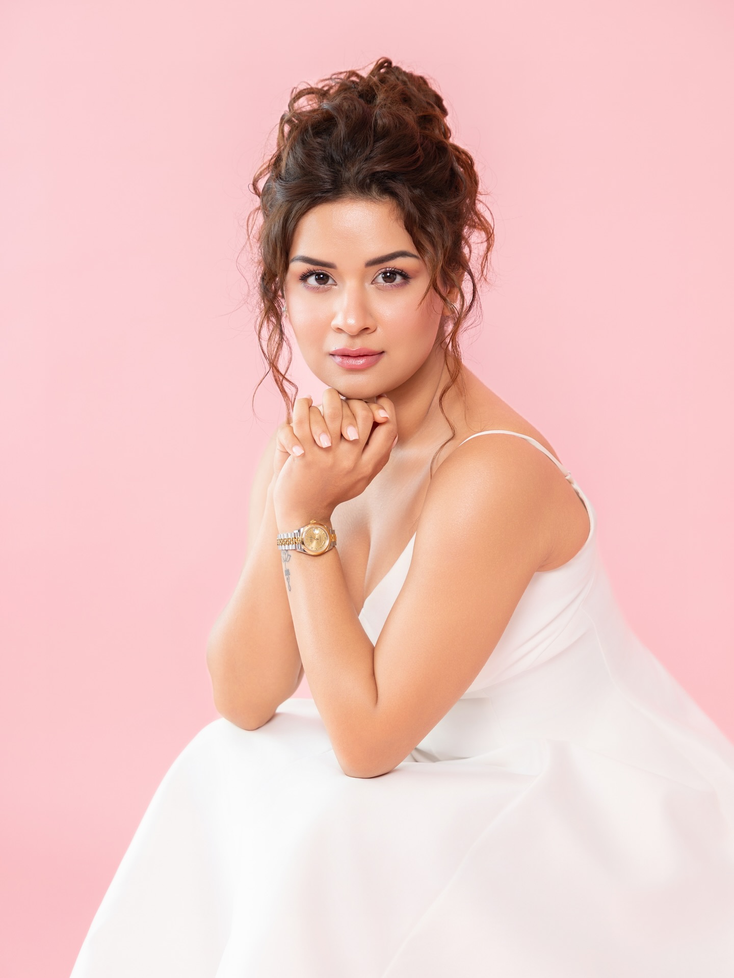 Avneet Kaur Latest Photoshoot –...