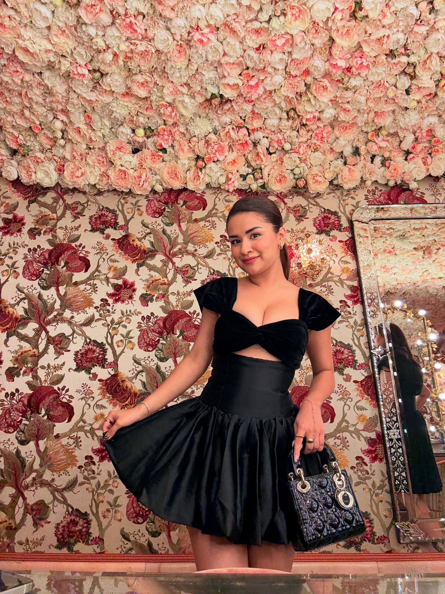 Avneet Kaur Photos – Actress...