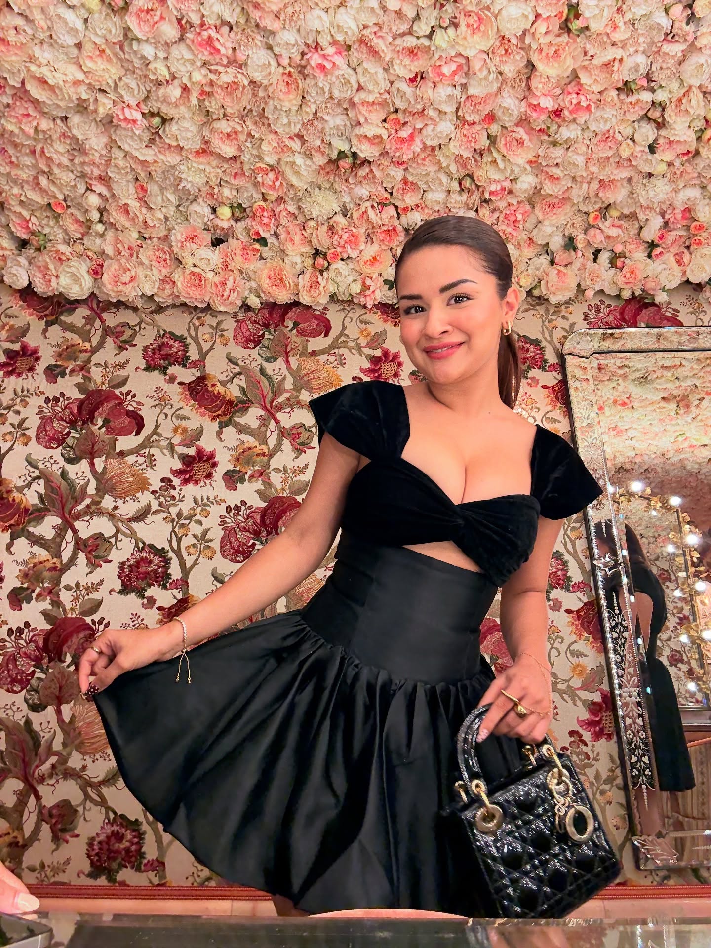 Avneet Kaur Photos – Actress...