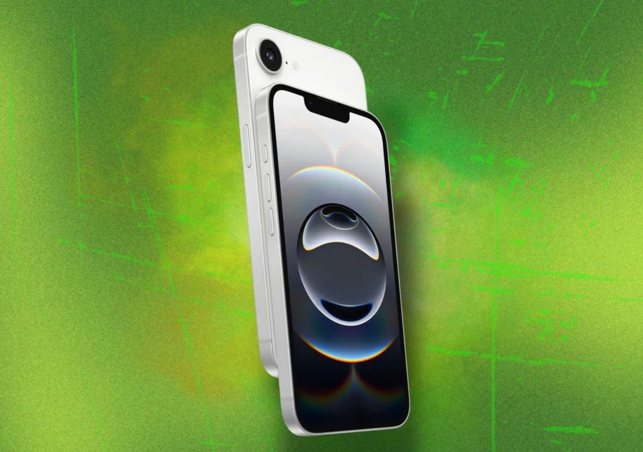 iPhone 16e : A New...