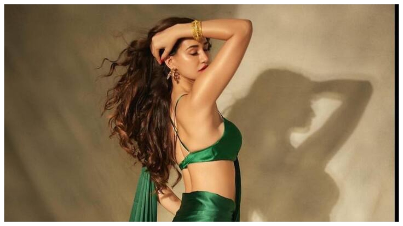 Rakhi Saree Ideas 2025 –...