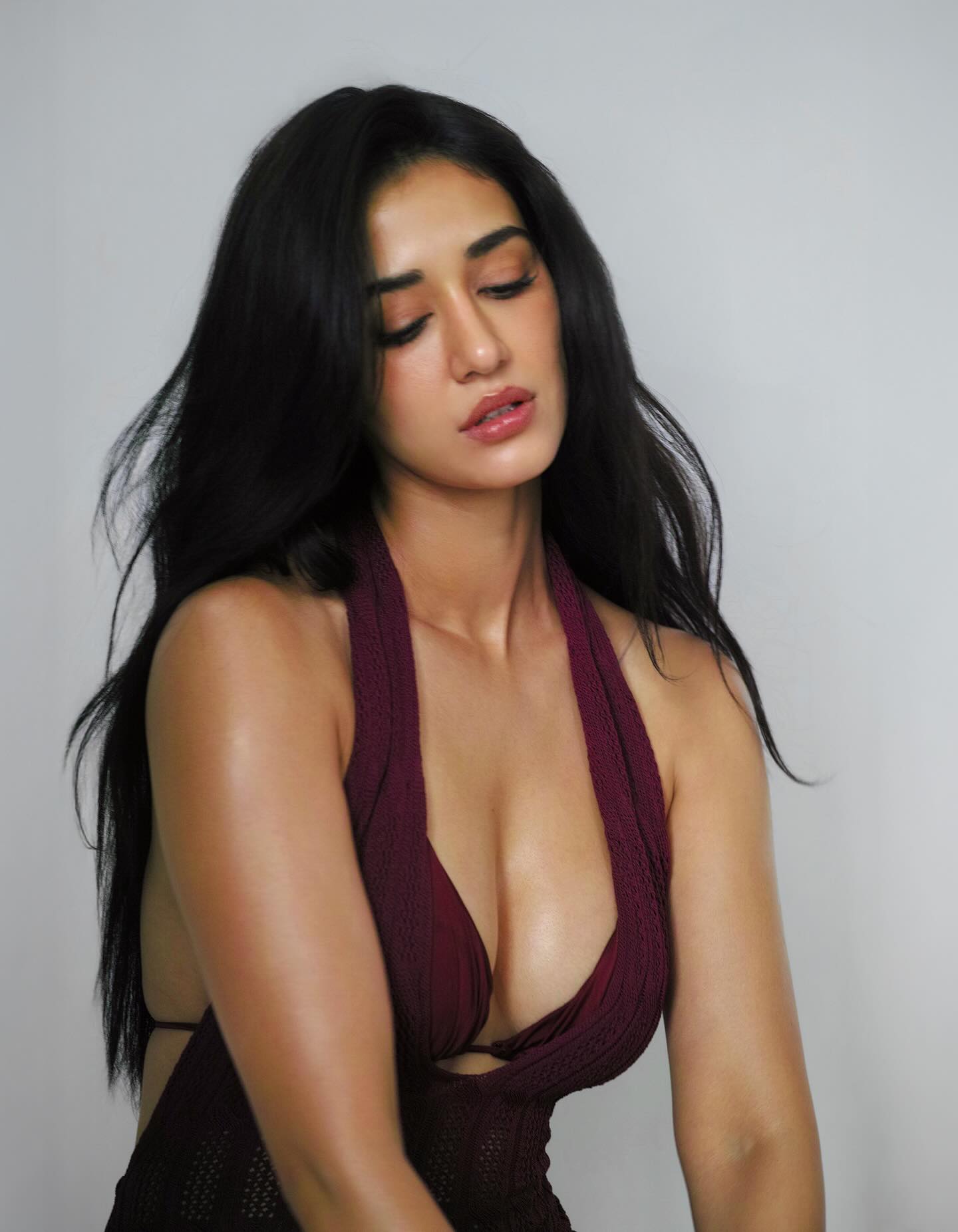 Disha Patani Glamorous Photoshoot