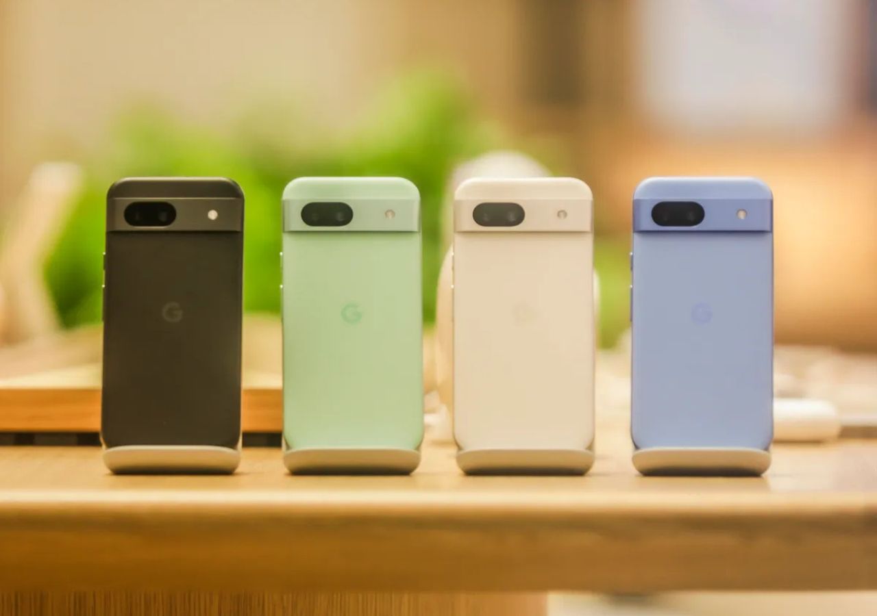 Google Pixel 8a  : A...