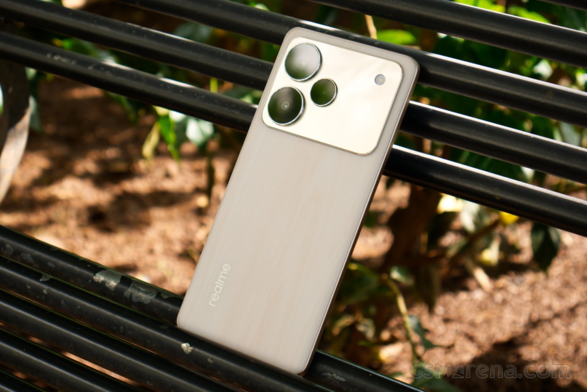 Realme P4 Pro 5G –...