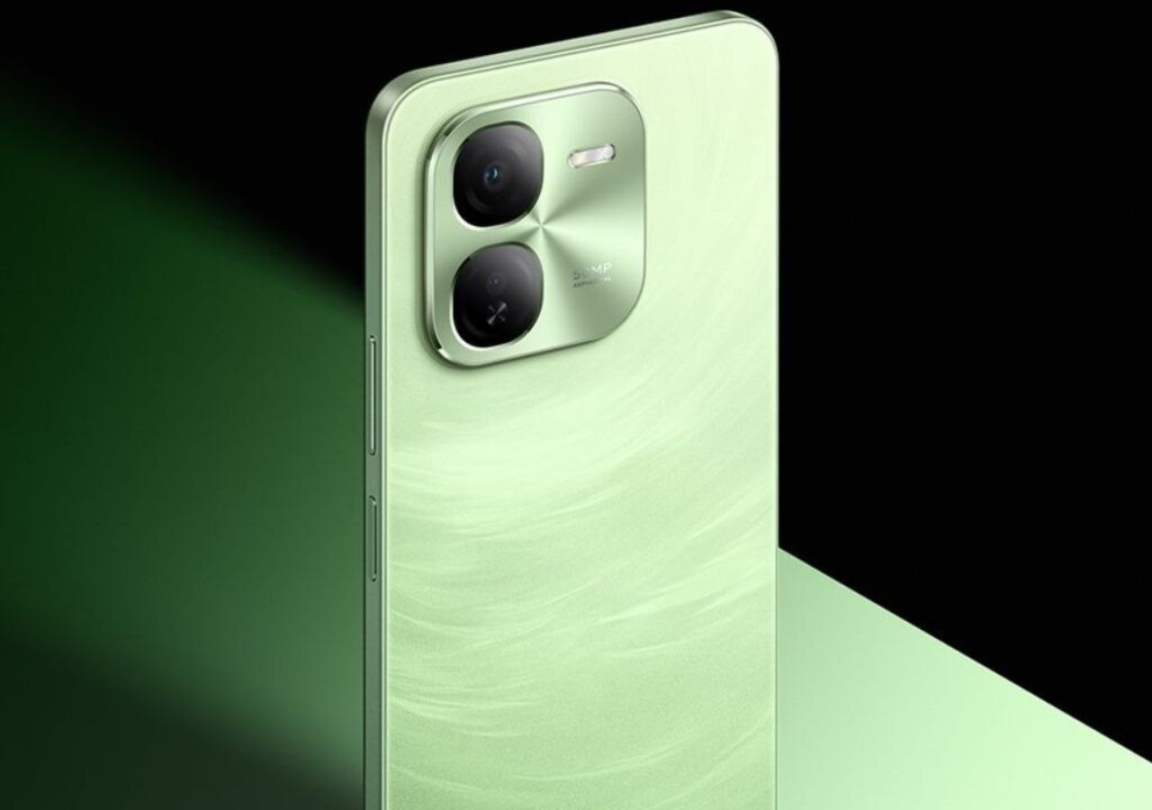 iQOO Z9s 5G : Redefining...