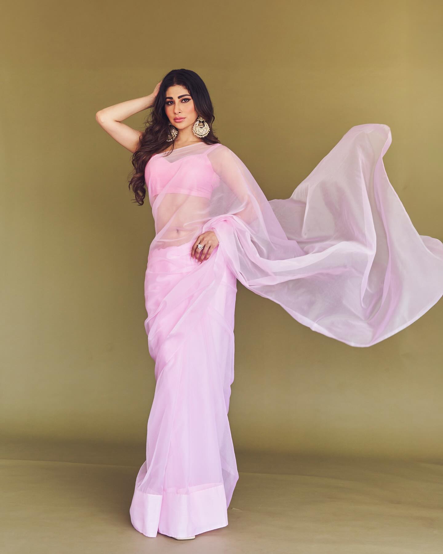 Mouni Roy Glamorous Photoshoot –...