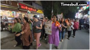 Dog lovers took to the streets, demanding the Supreme Court to withdraw its decision