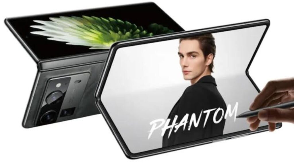 AI-Powered Tecno Phantom V Fold 2 At 25% Discount From Flipkart With Bank Offers!