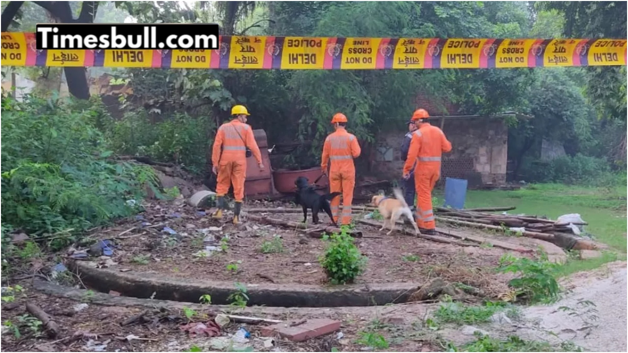 Delhi’s Nizamuddin Dargah Roof Collapse...