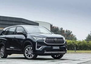 Toyota Innova Hycross 2025 Launched – Price, Mileage, Features and Design Details
