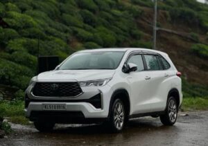 Toyota Innova Hycross 2025 – Complete Details on Engine, Design and Price