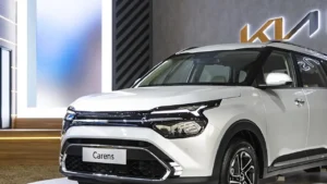 Kia Carens 2025 Launched – New Engine Options, Better Mileage, Premium Features