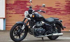 2025 Royal Enfield Super Meteor 650: A Comfortable Long Distance Cruise or Just Another 650cc Bike?