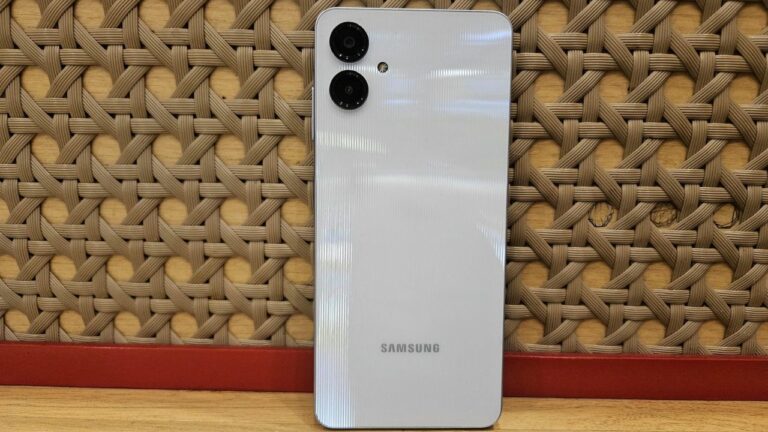 Flipkart BBD: 3 Best 5G Samsung Camera Phones With 50MP Camera Under 12K Upto 31% Off