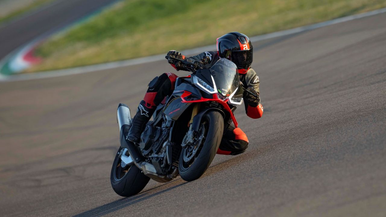 Aprilia Tuono V4: Is