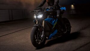 Bmw S1000r (2)