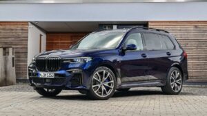 The Pinnacle of Luxury: A Deep Dive into the BMW X7