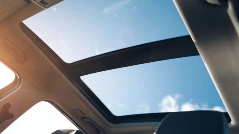 Budget Cars with Sunroof: Which is the Best Choice Under Rs 15 Lakh