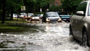 Car or bike submerged in flood, know how to get full insurance claim without hassle