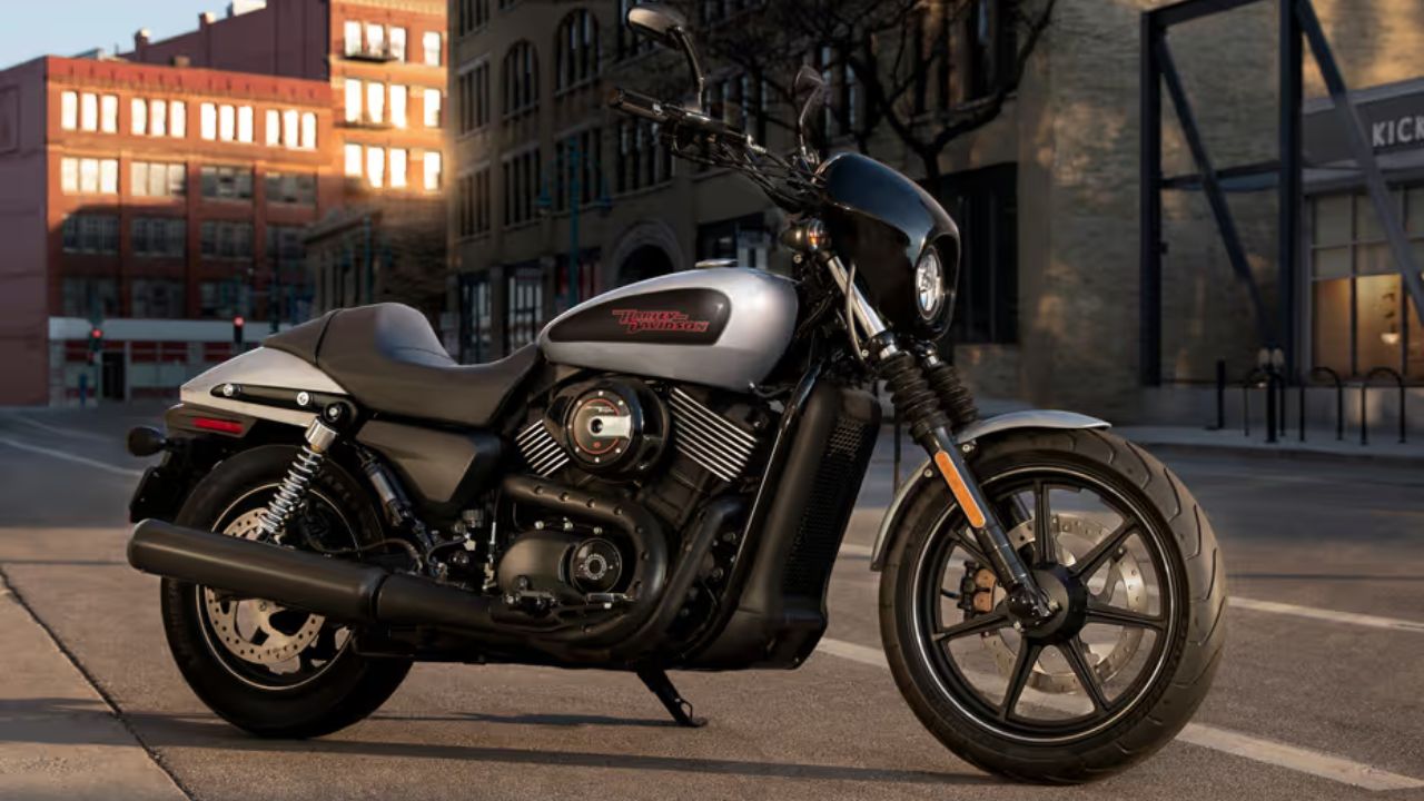 Harley Davidson Street 750: A...