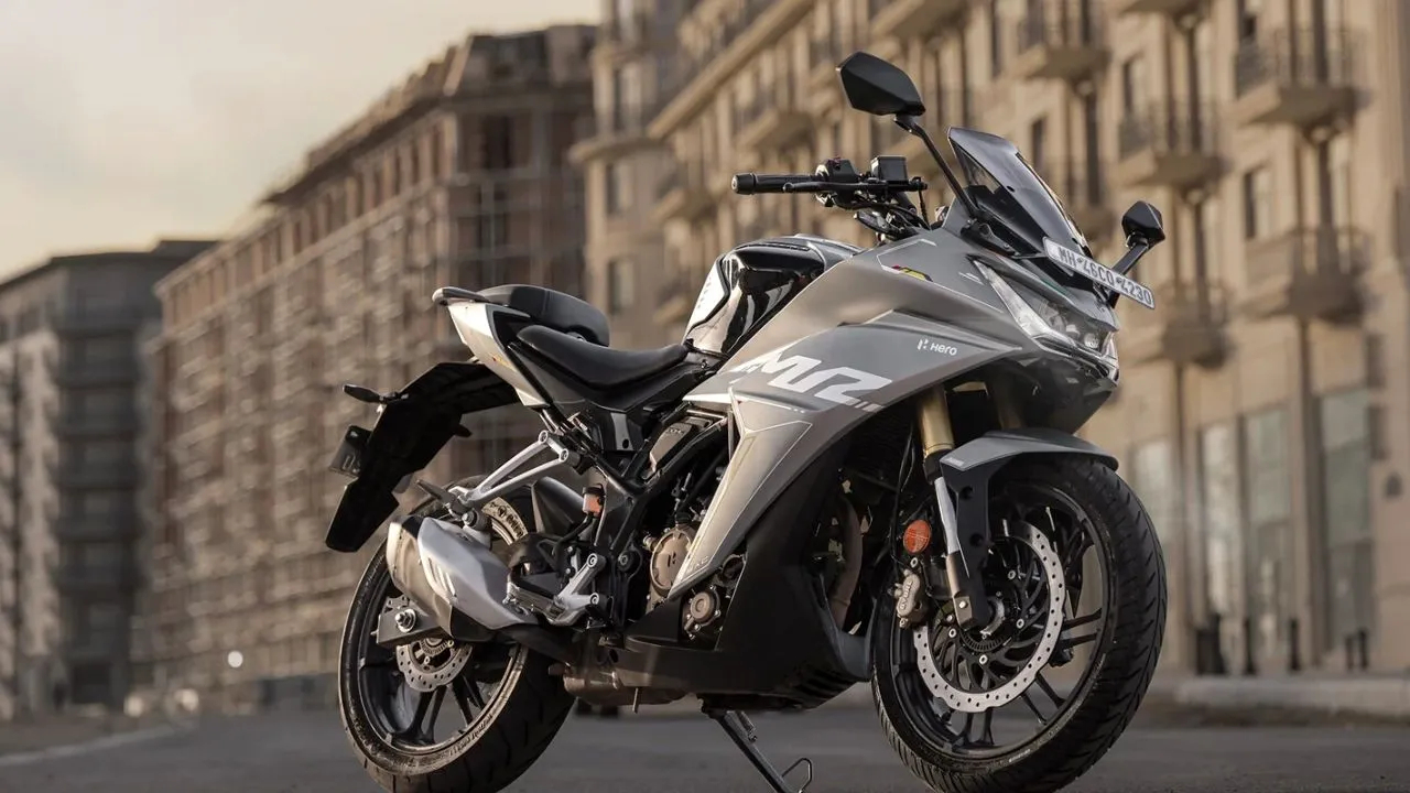 Hero Karizma XMR 210 –...