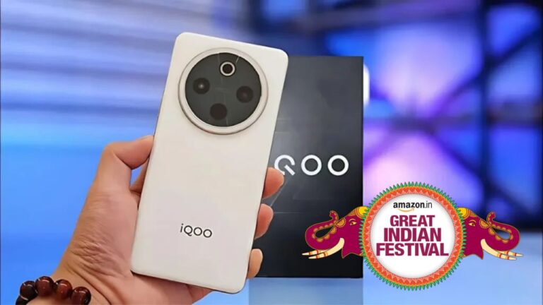 IQOO Z10 5G with 7300 mAh Battery and 90W Charging, Up to ₹5,000 Discount In Amazon GIF Sale