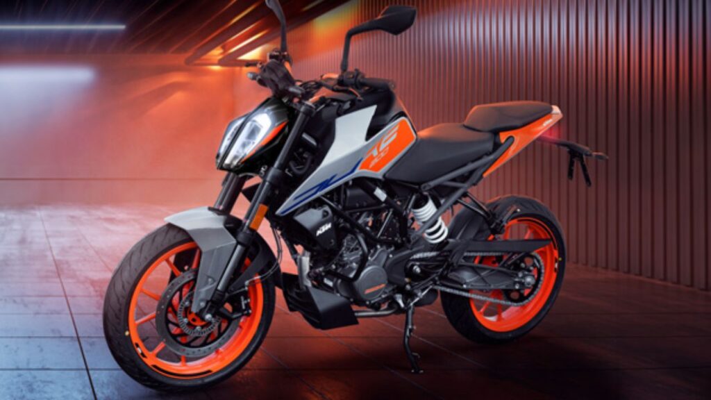 KTM 200 Duke: A naked street bike with powerful performance and sporty looks