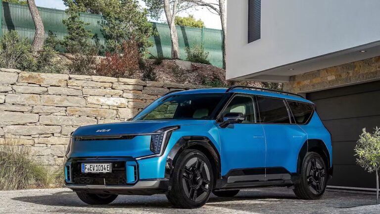 Defining a New Era: The Kia EV9 and the Electric SUV Revolution