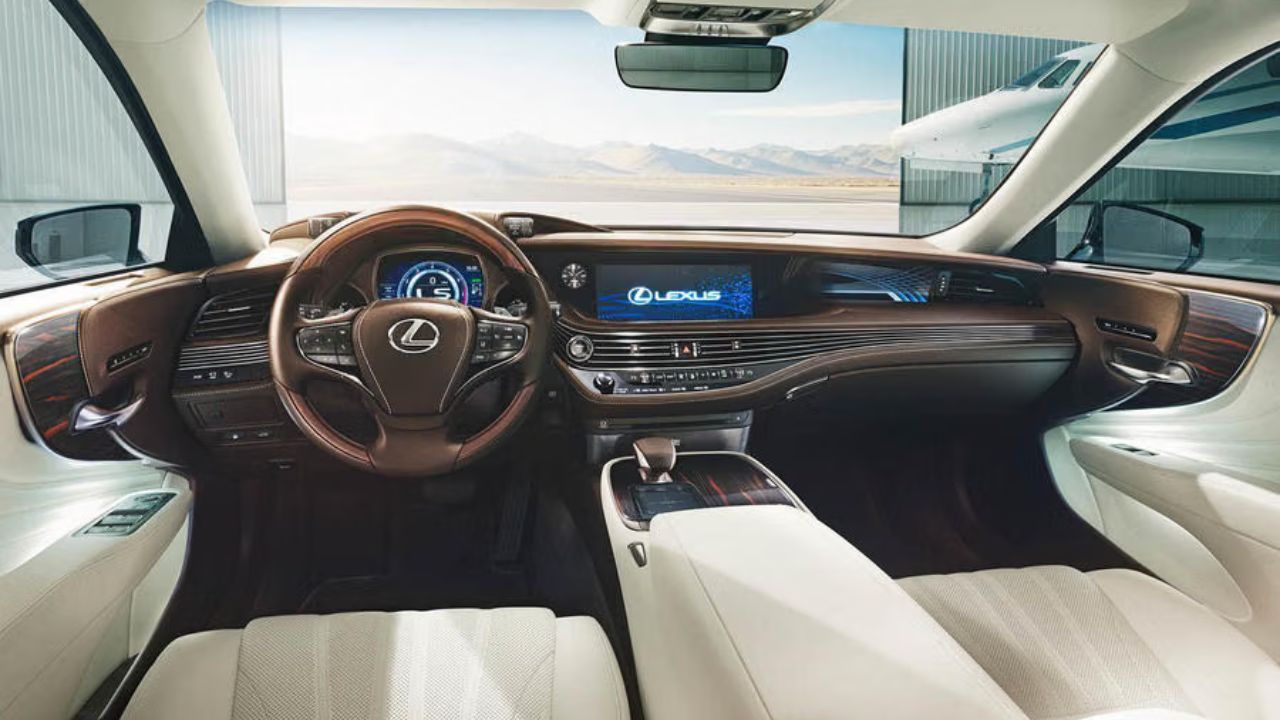 Lexus LS: The Best Combination...