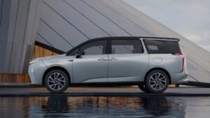 The Presidential Limo: A Deep Dive into the MG M9